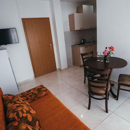 וודיצה Apartmani Tamaris מראה חיצוני תמונה