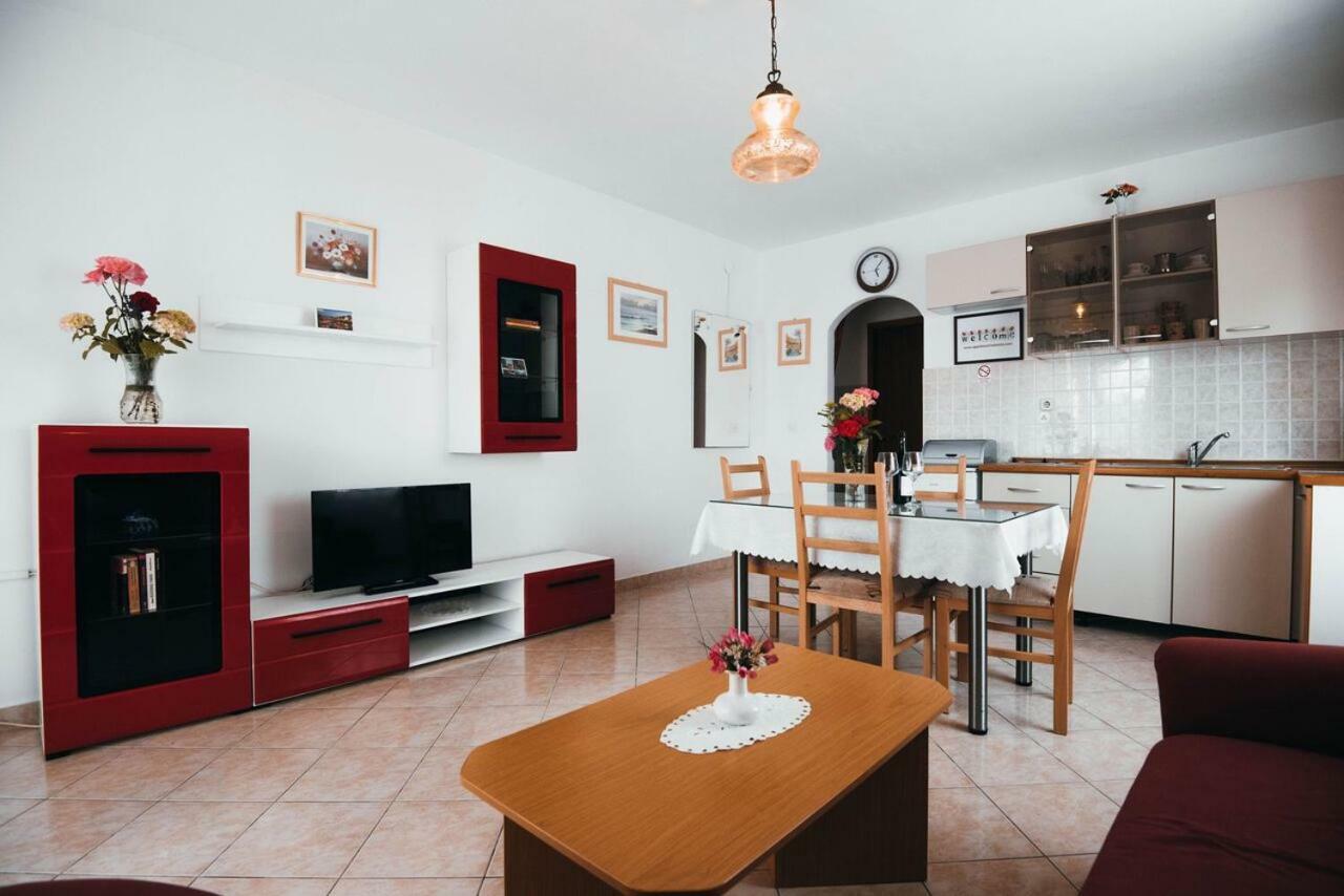 וודיצה Apartmani Tamaris מראה חיצוני תמונה