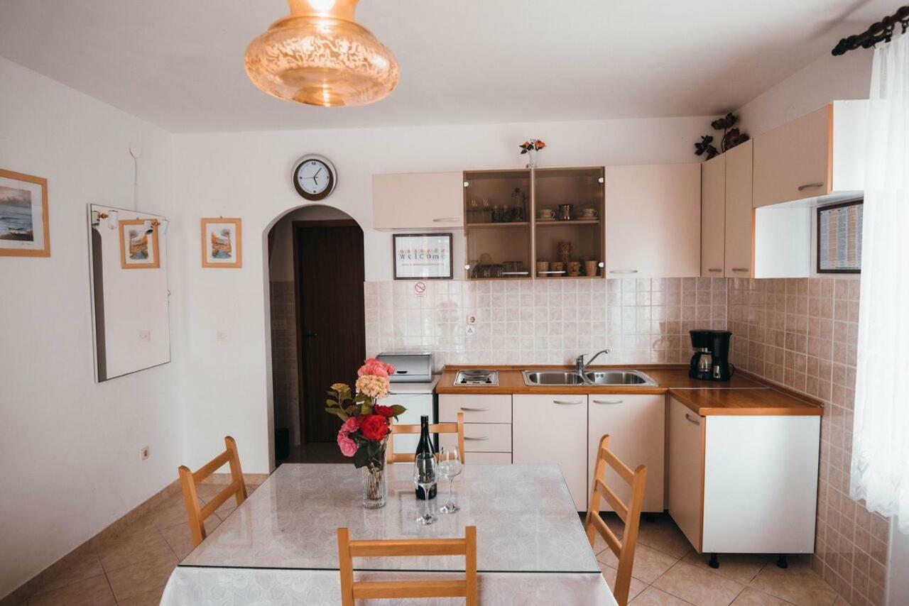 וודיצה Apartmani Tamaris מראה חיצוני תמונה