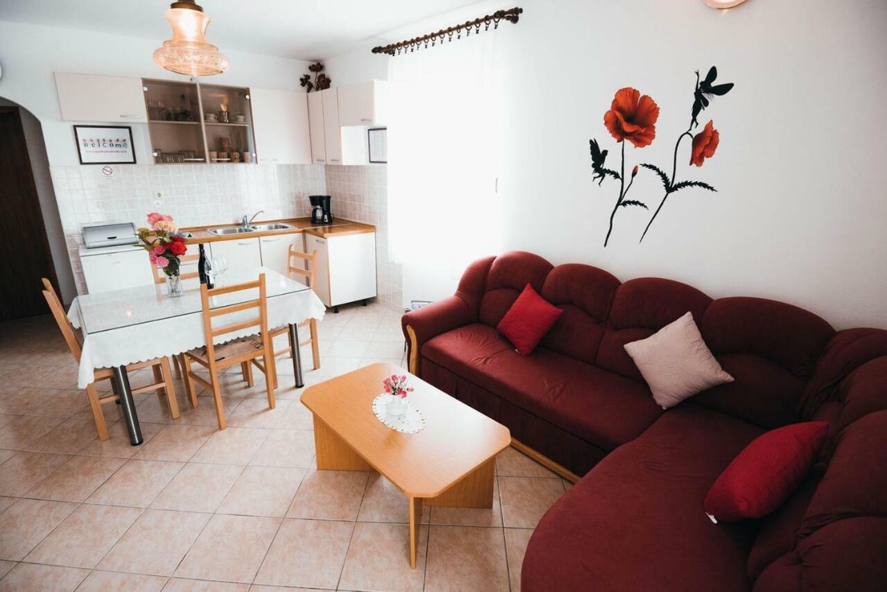 וודיצה Apartmani Tamaris מראה חיצוני תמונה