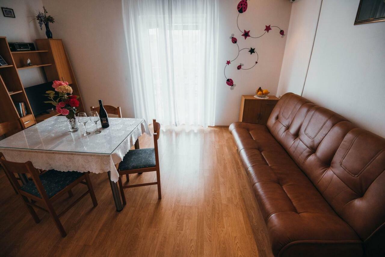 וודיצה Apartmani Tamaris מראה חיצוני תמונה