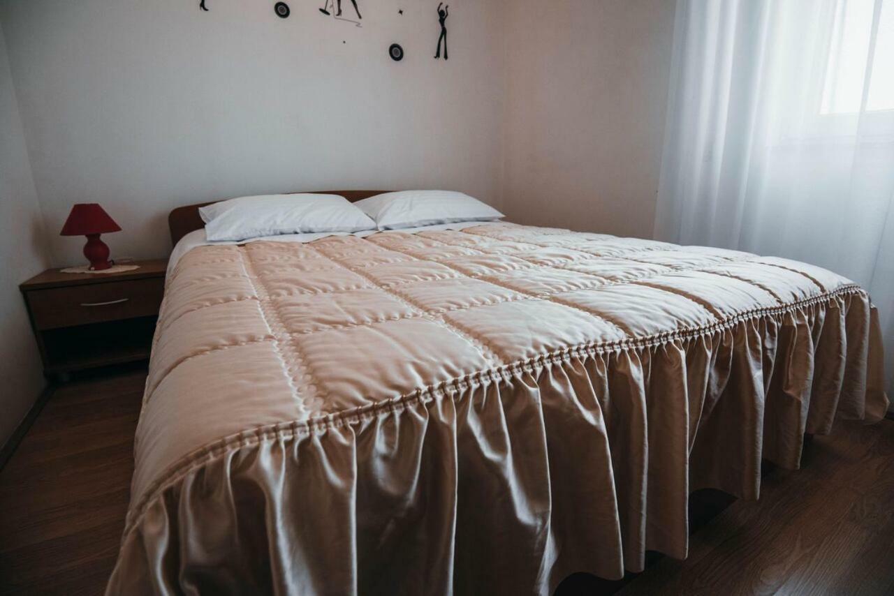 וודיצה Apartmani Tamaris מראה חיצוני תמונה