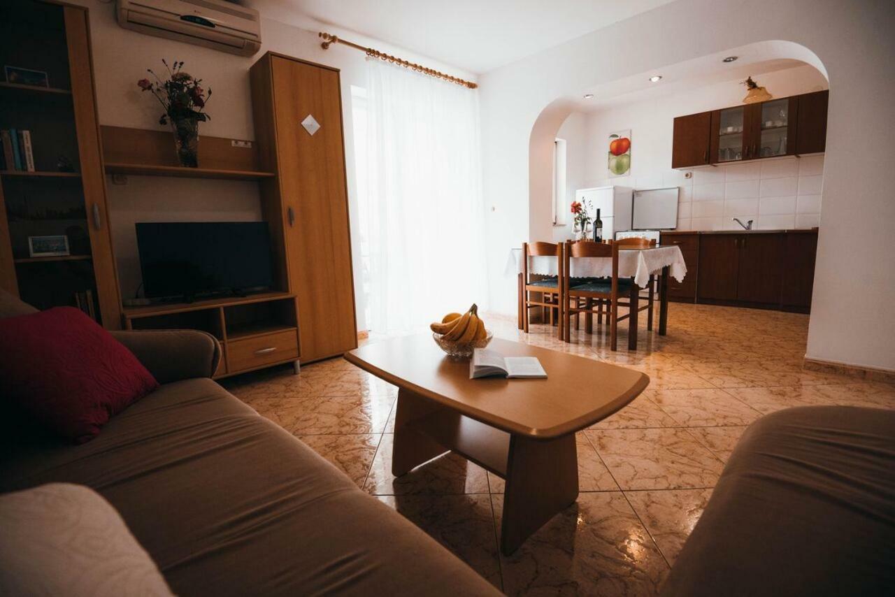 וודיצה Apartmani Tamaris מראה חיצוני תמונה