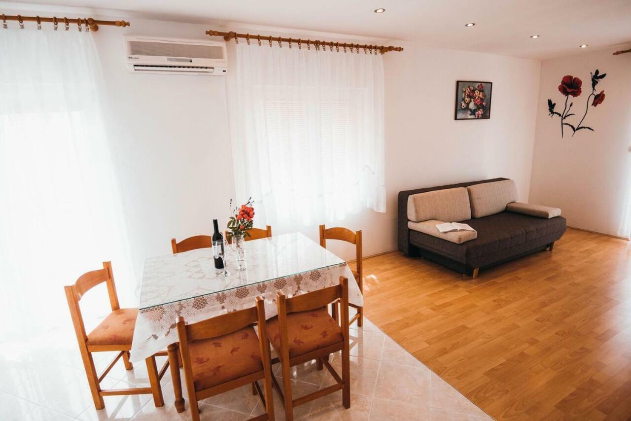 וודיצה Apartmani Tamaris מראה חיצוני תמונה