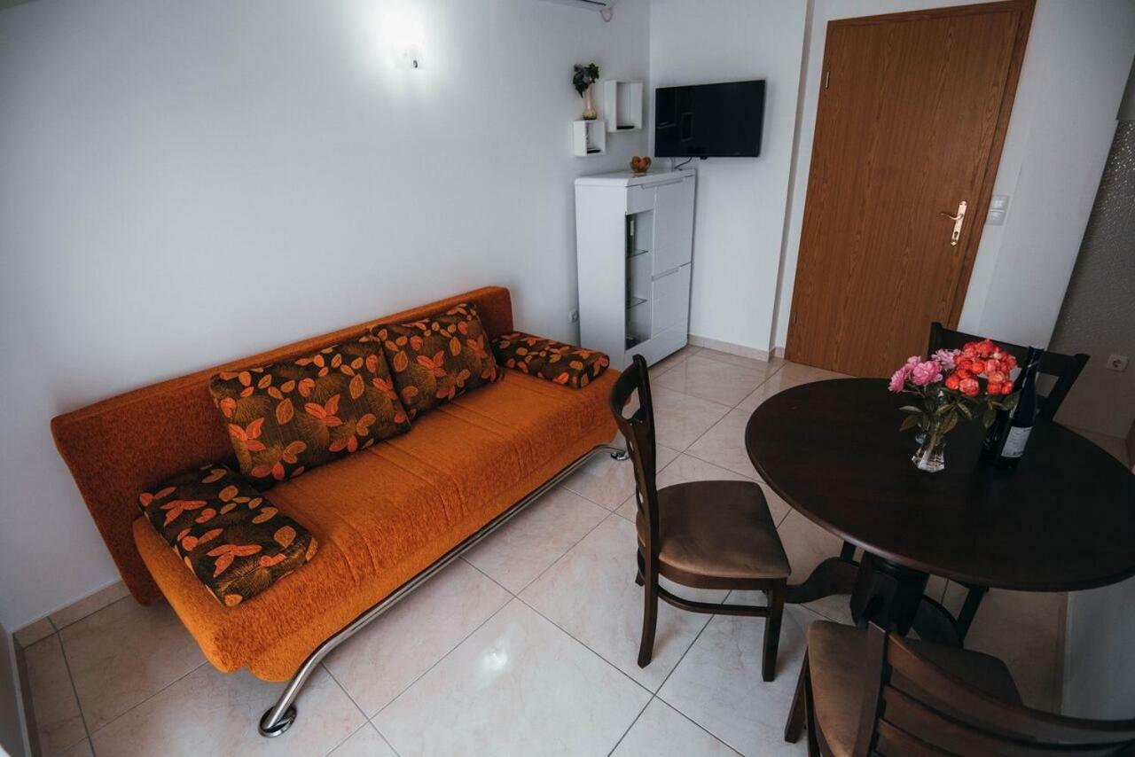 וודיצה Apartmani Tamaris מראה חיצוני תמונה
