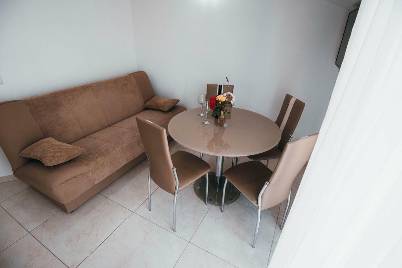 וודיצה Apartmani Tamaris מראה חיצוני תמונה