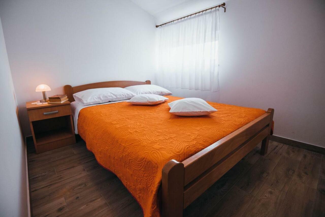 וודיצה Apartmani Tamaris מראה חיצוני תמונה