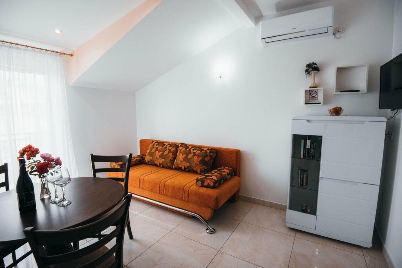 וודיצה Apartmani Tamaris מראה חיצוני תמונה